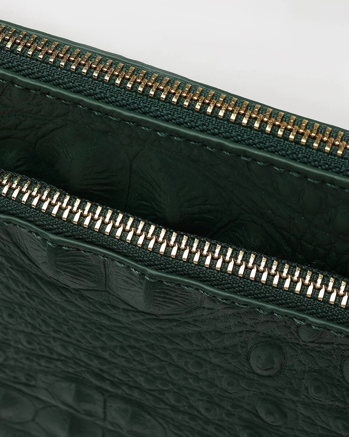 Apollo 2 Clutch Purse in Emerald Green