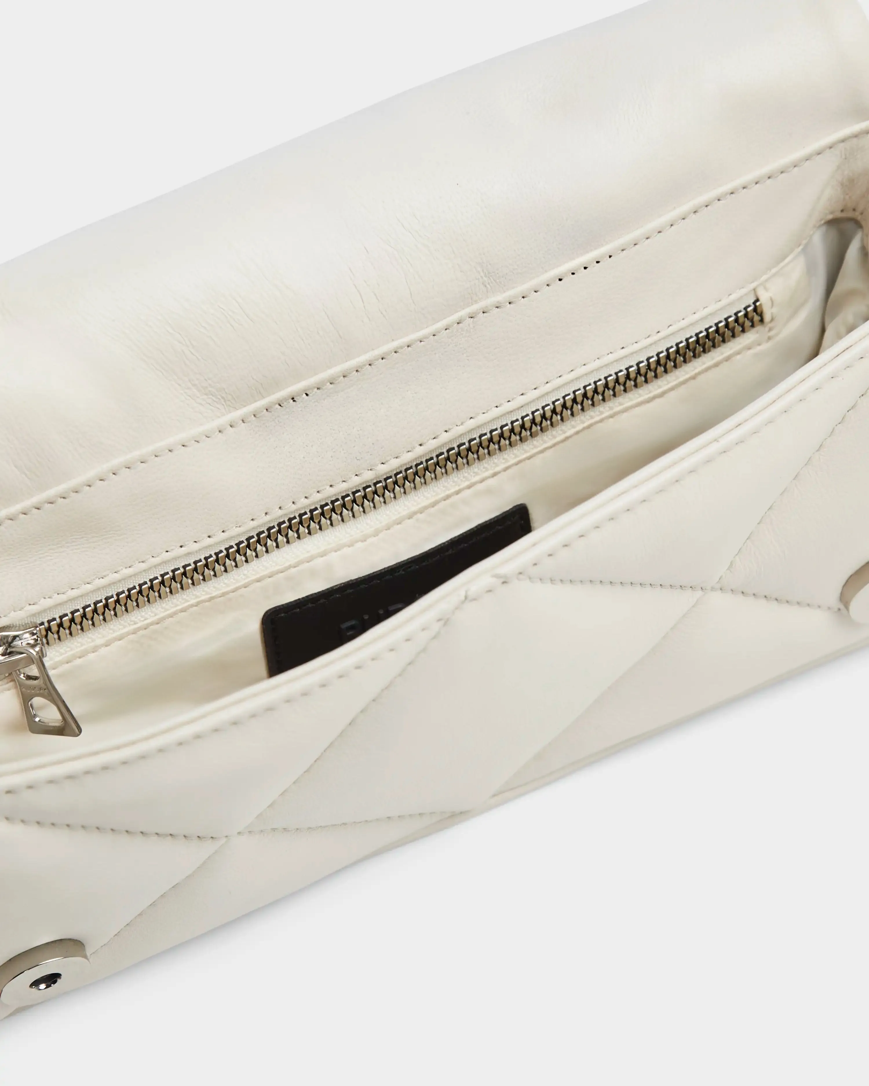 ASHLEY - 8323500 Eggshell