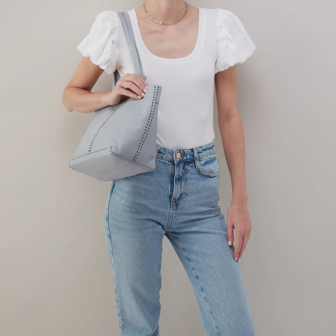 Austin Tote In Pebbled Leather - Blue Pearl