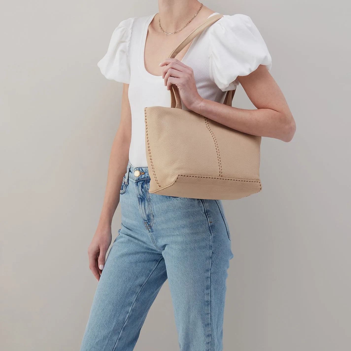 Austin Tote In Pebbled Leather - Linen
