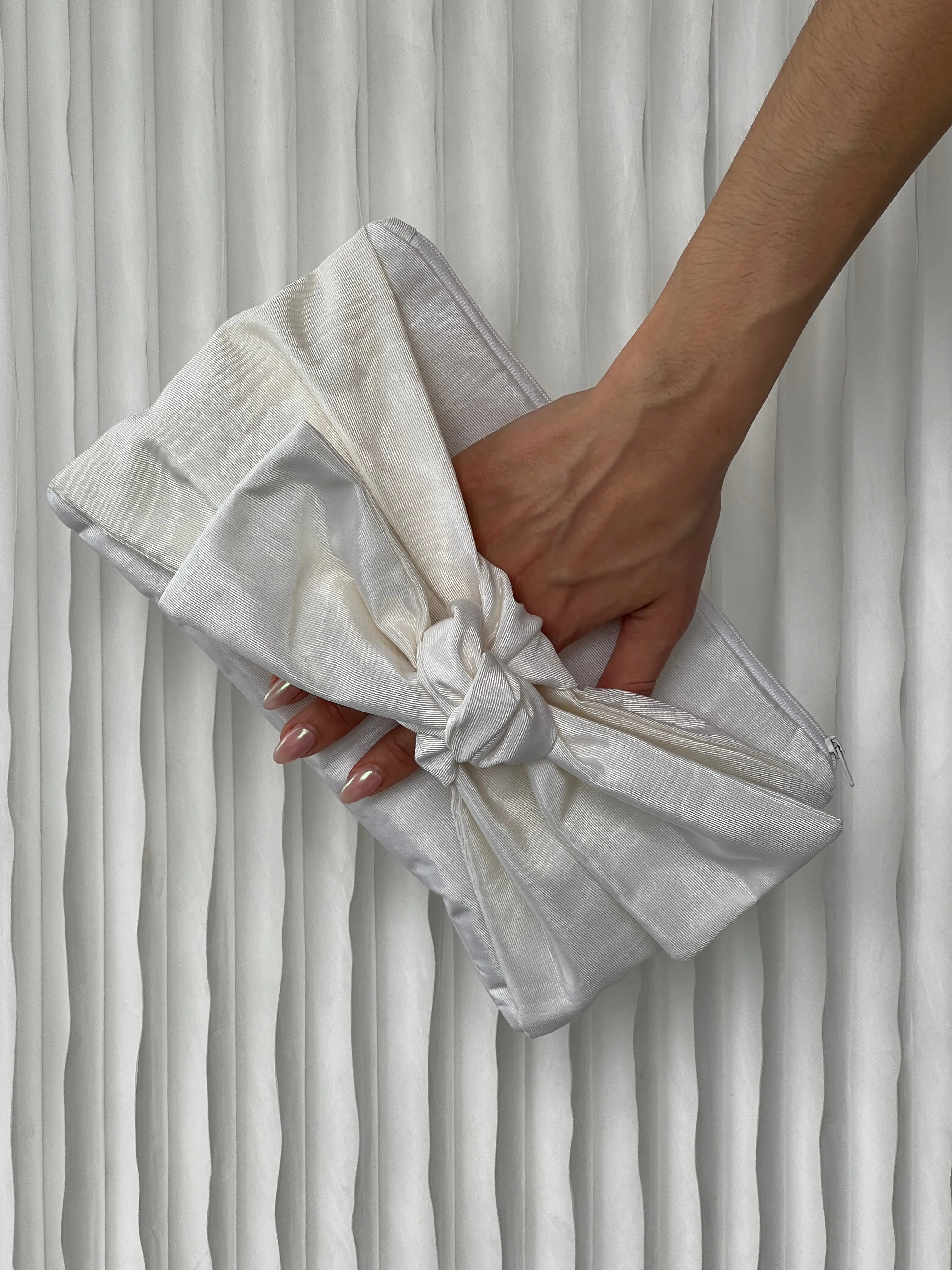 Bow Clutch