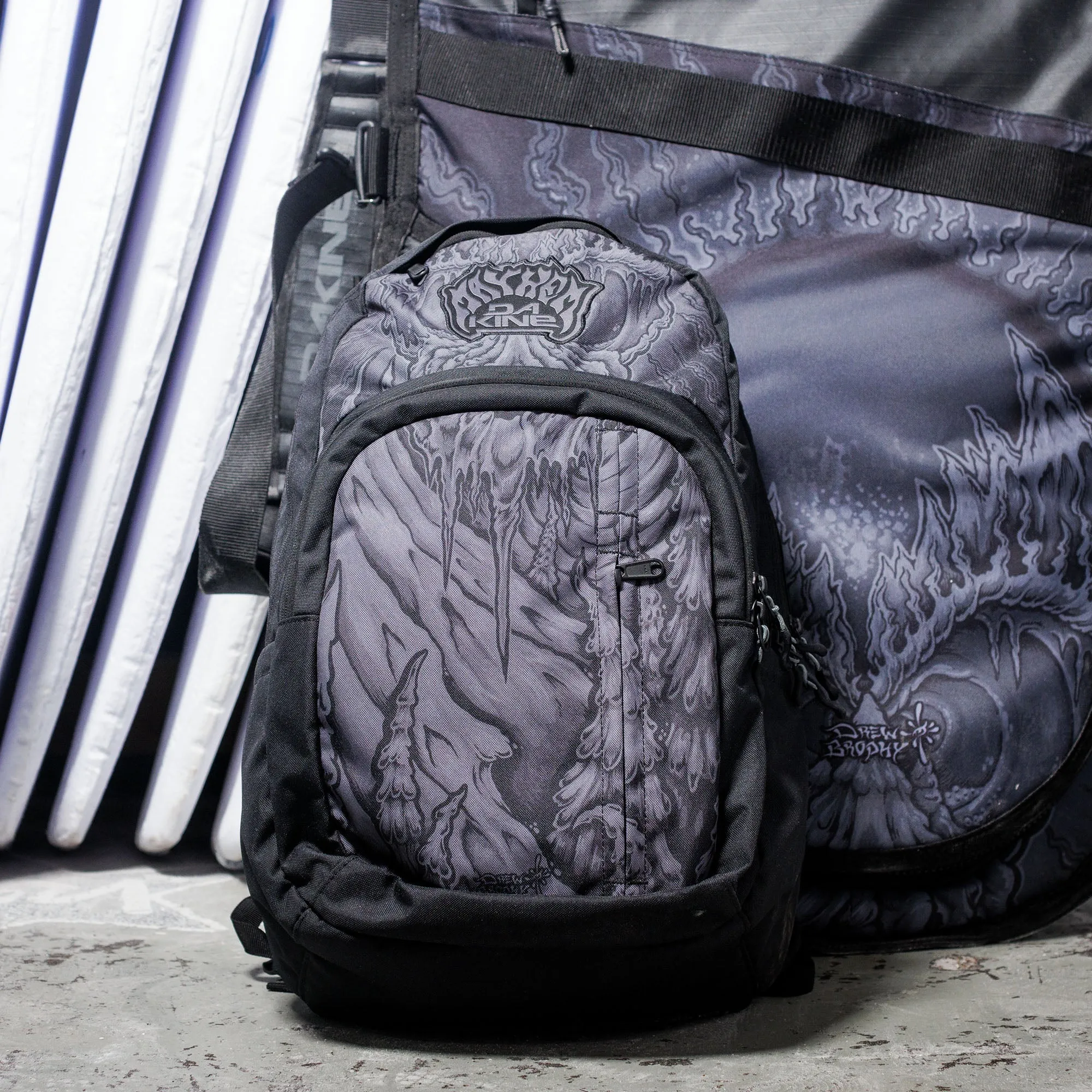 Campus Backpack Premium 28L X Mayhem - Mayhem Black