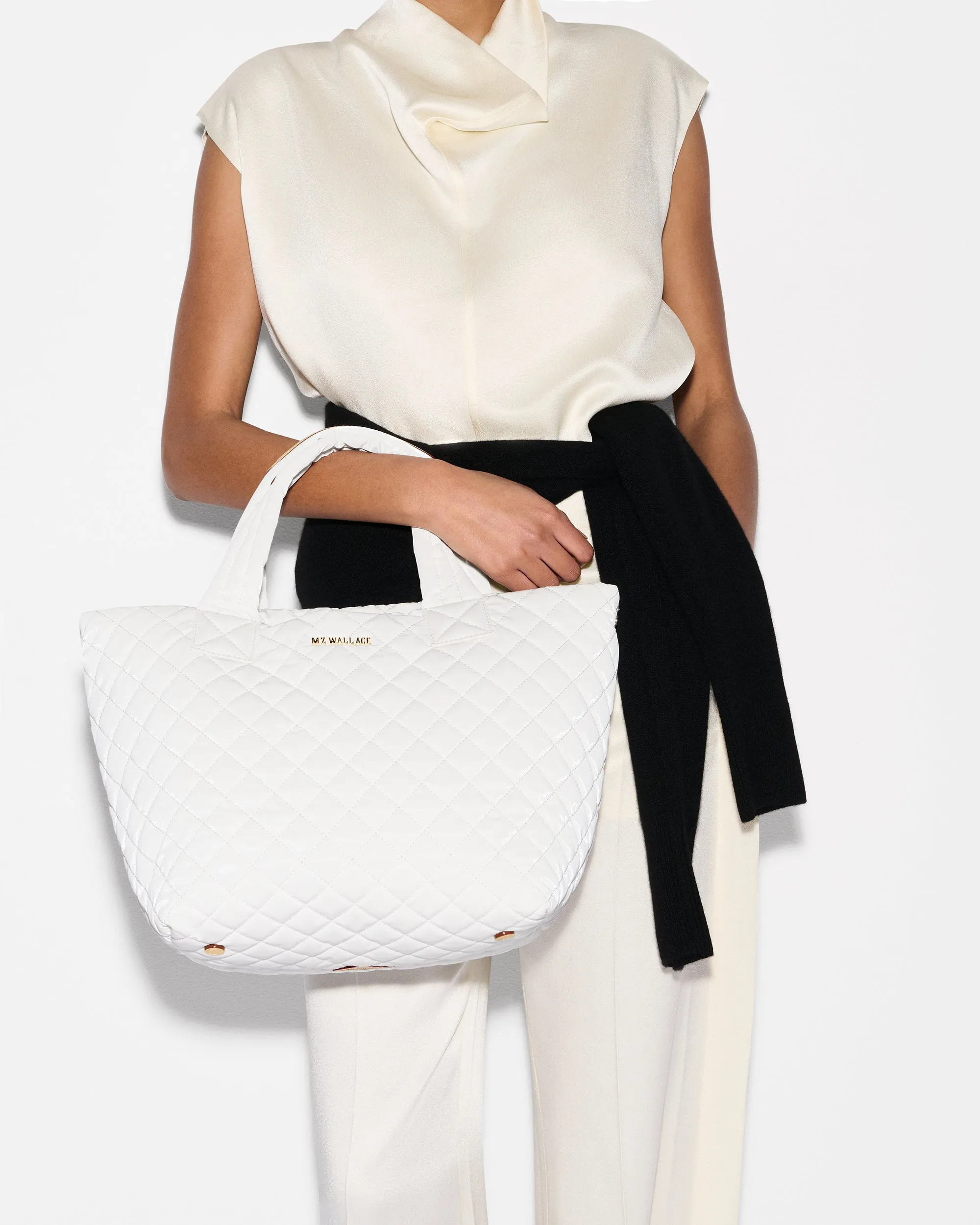 Chalk Liquid Small Metro Tote Deluxe