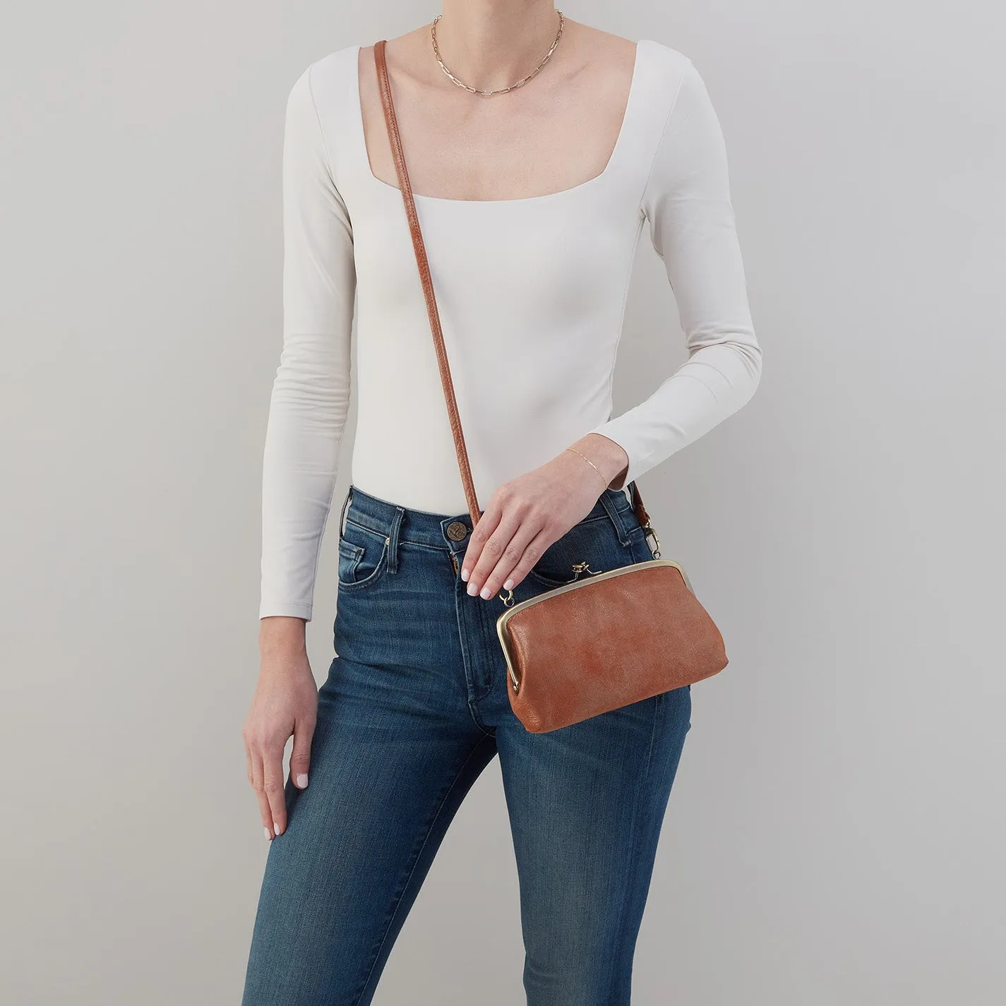 Cora Wallet Crossbody In Metallic Leather - Patina