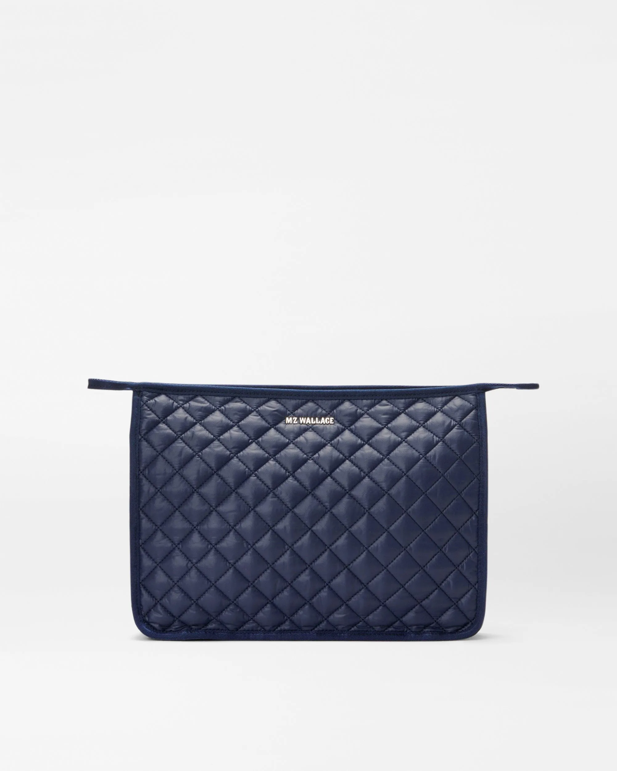 Dawn Large Metro Clutch P