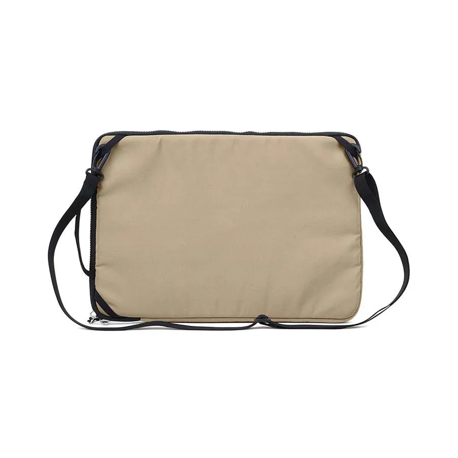 HELLOLULU Eilif 3 Way Sleeve Case 16 Pastel Khaki