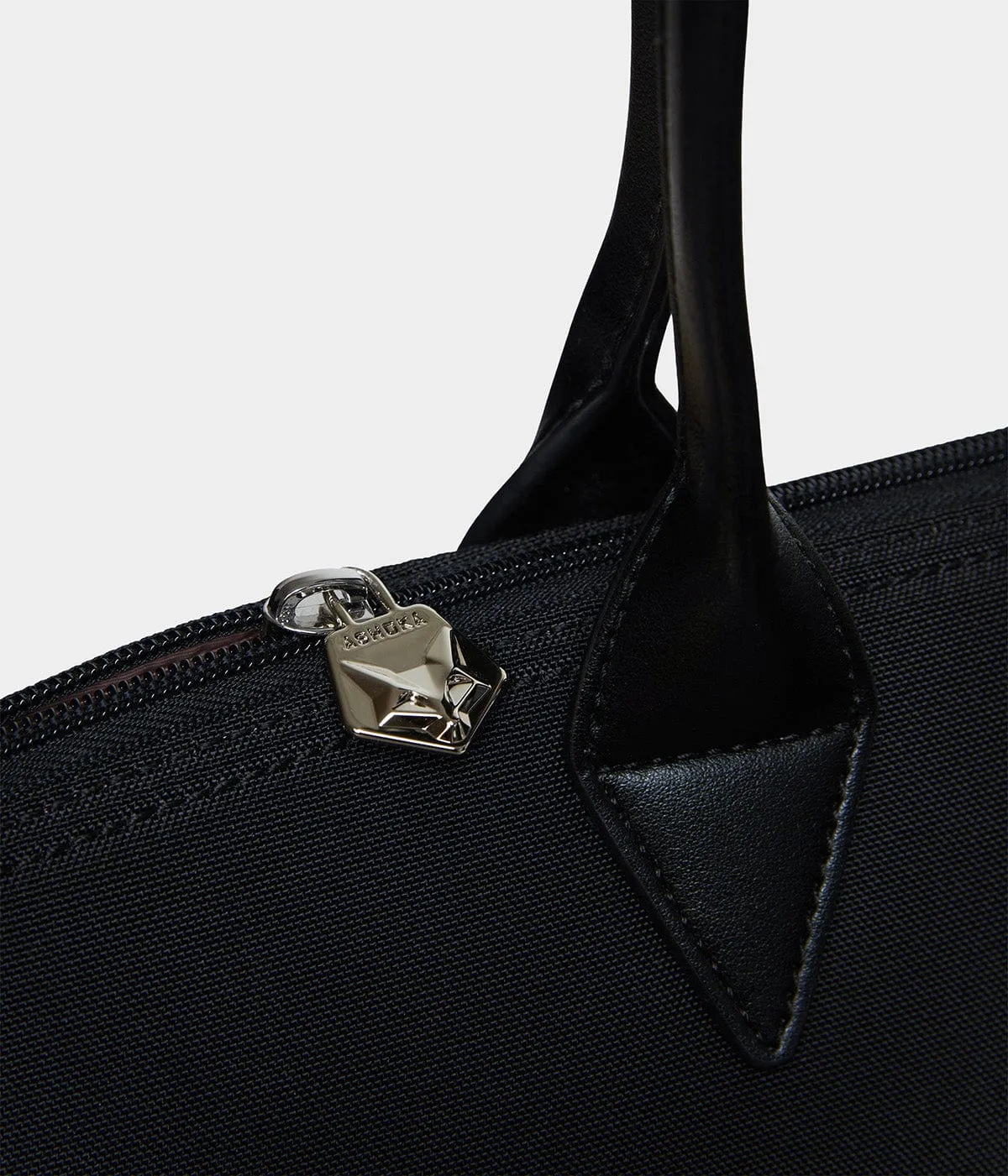 Jolly Apple & Recycled Nylon Tote | Black
