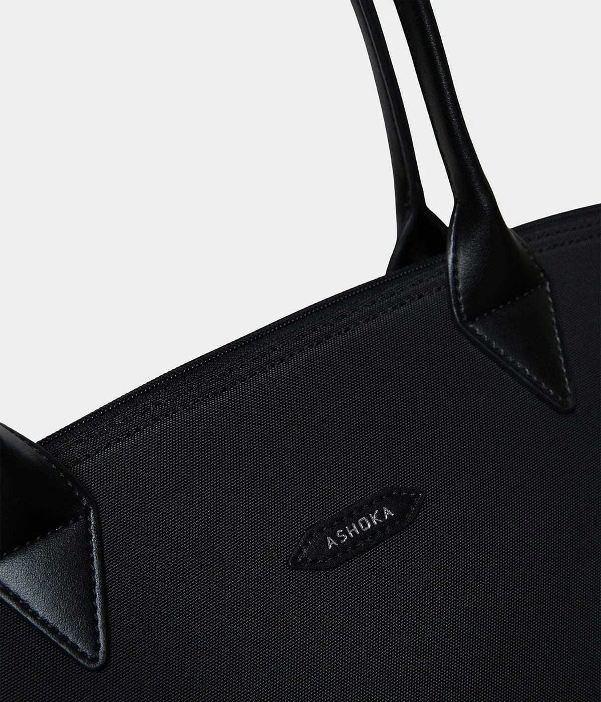 Jolly Apple & Recycled Nylon Tote | Black