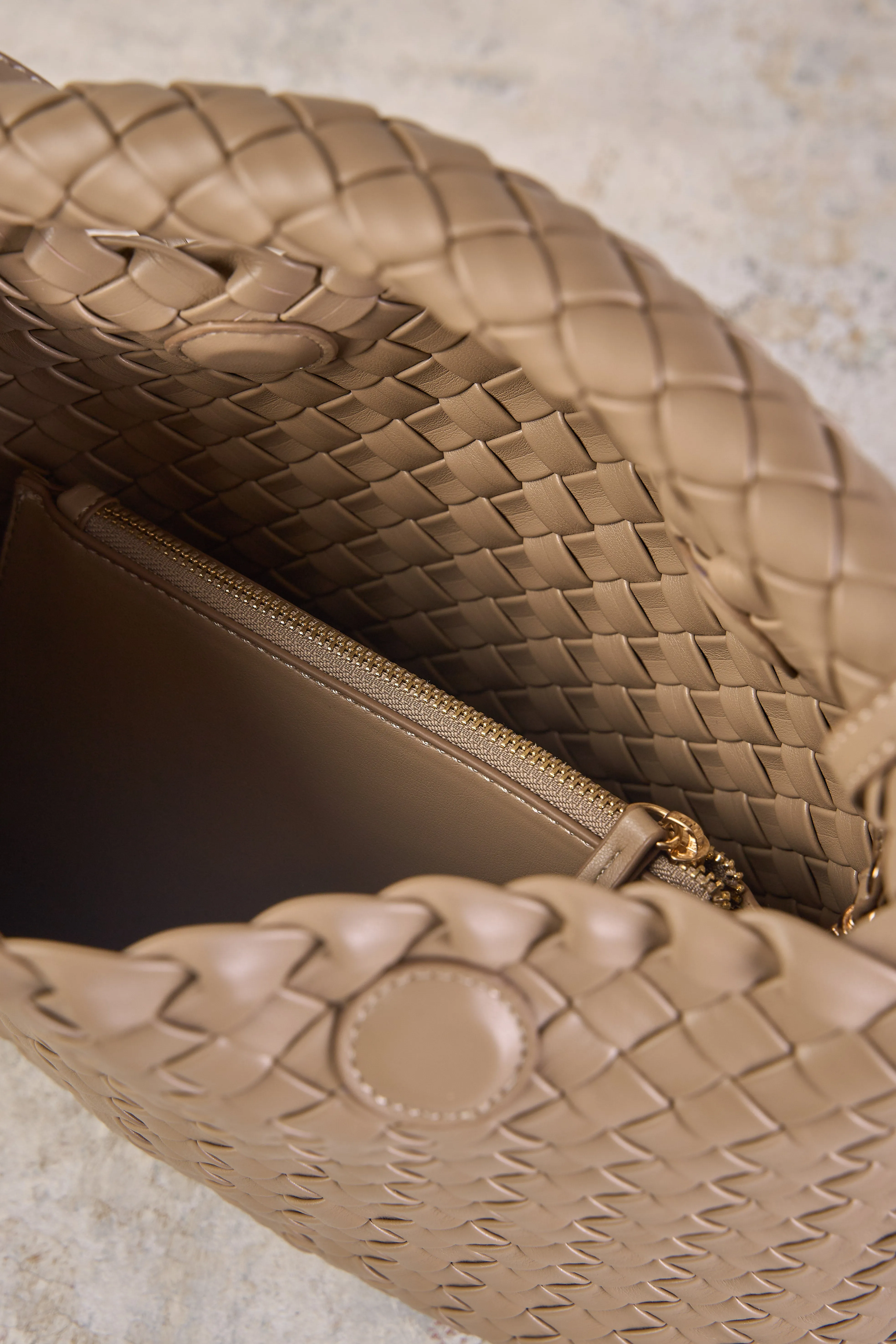 Kira Woven Handbag - Sand