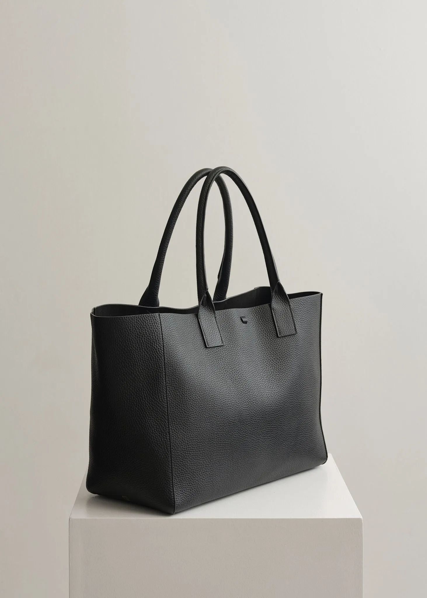 LARGE FILIPPO BAG - BLACK