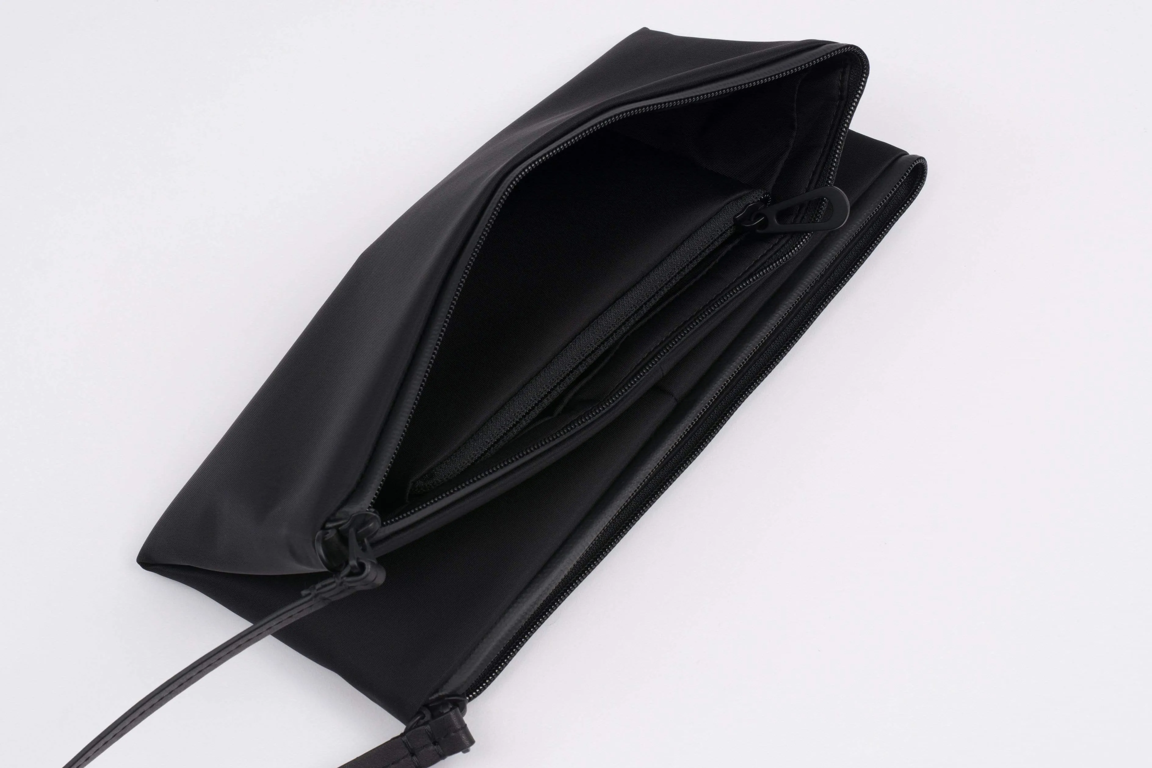 Loki Sleek Black