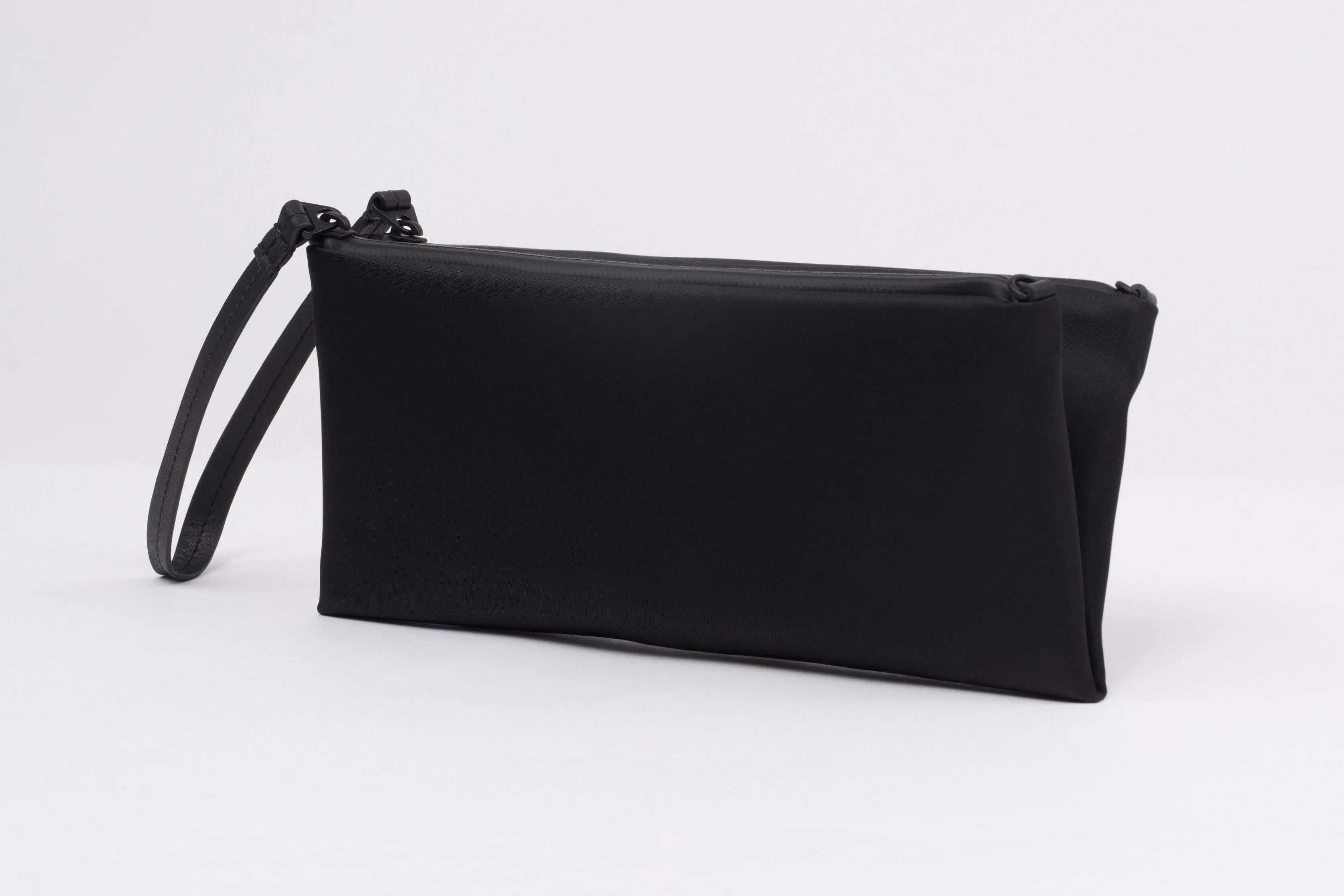 Loki Sleek Black
