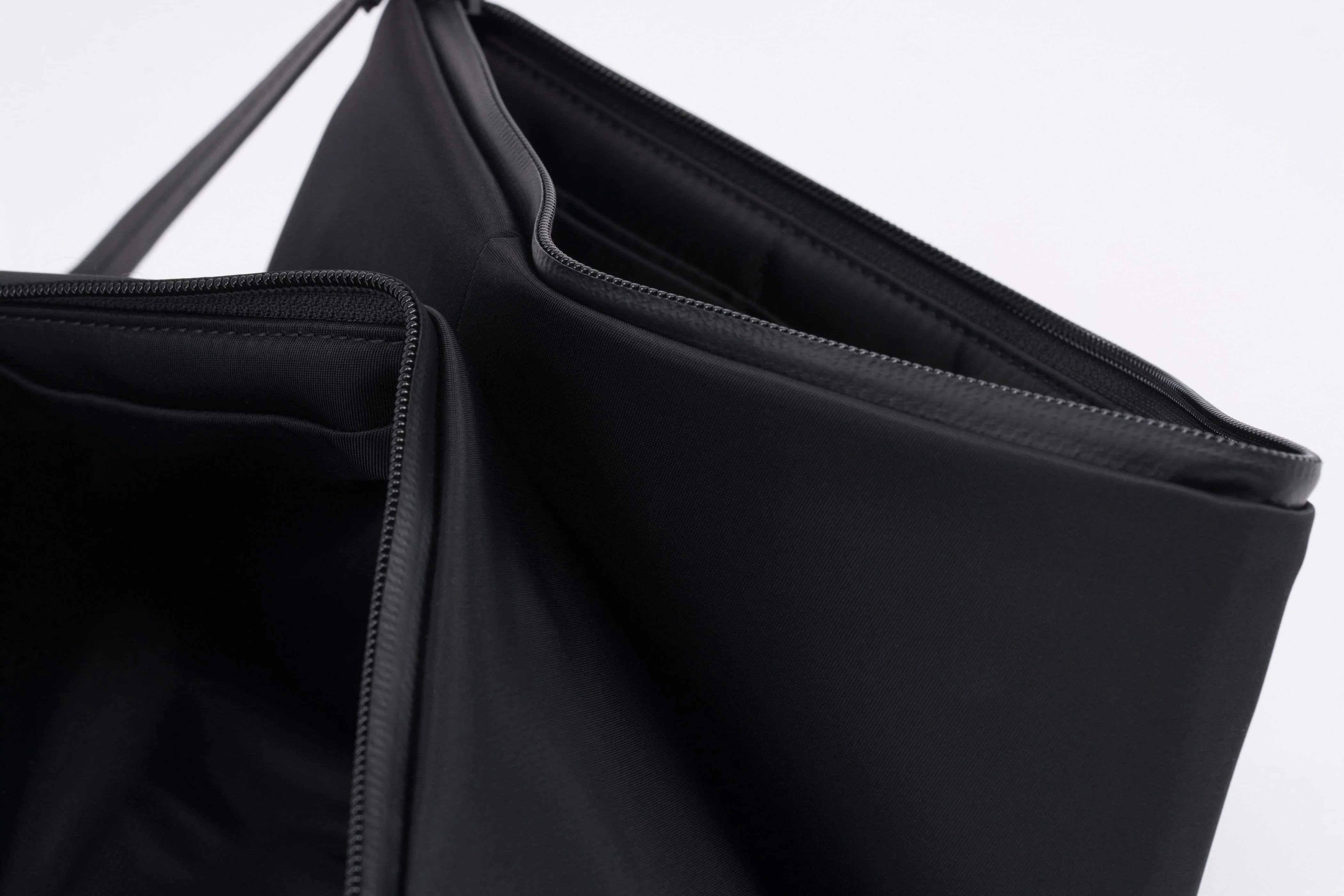 Loki Sleek Black