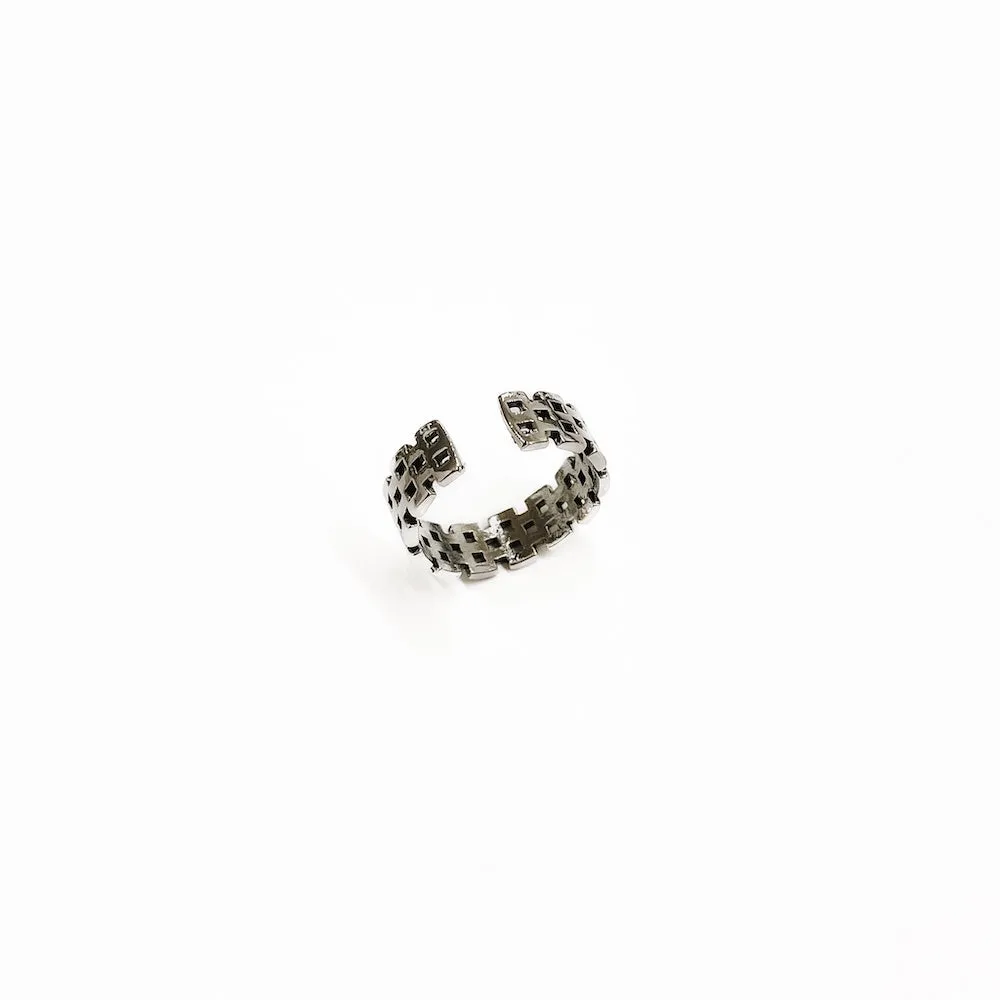 London Calling Chain Band Ring