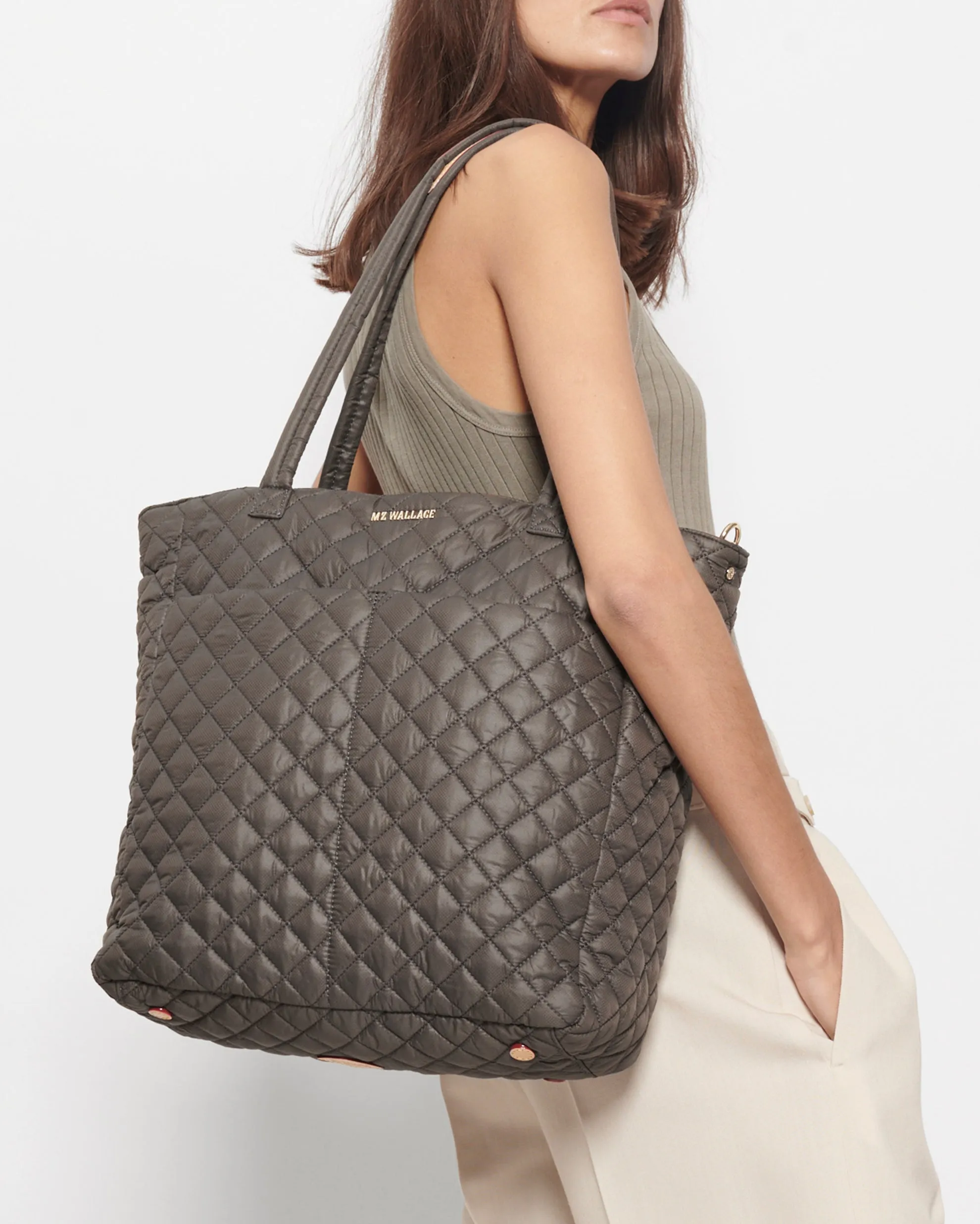 Magnet Large Metro Quatro Tote