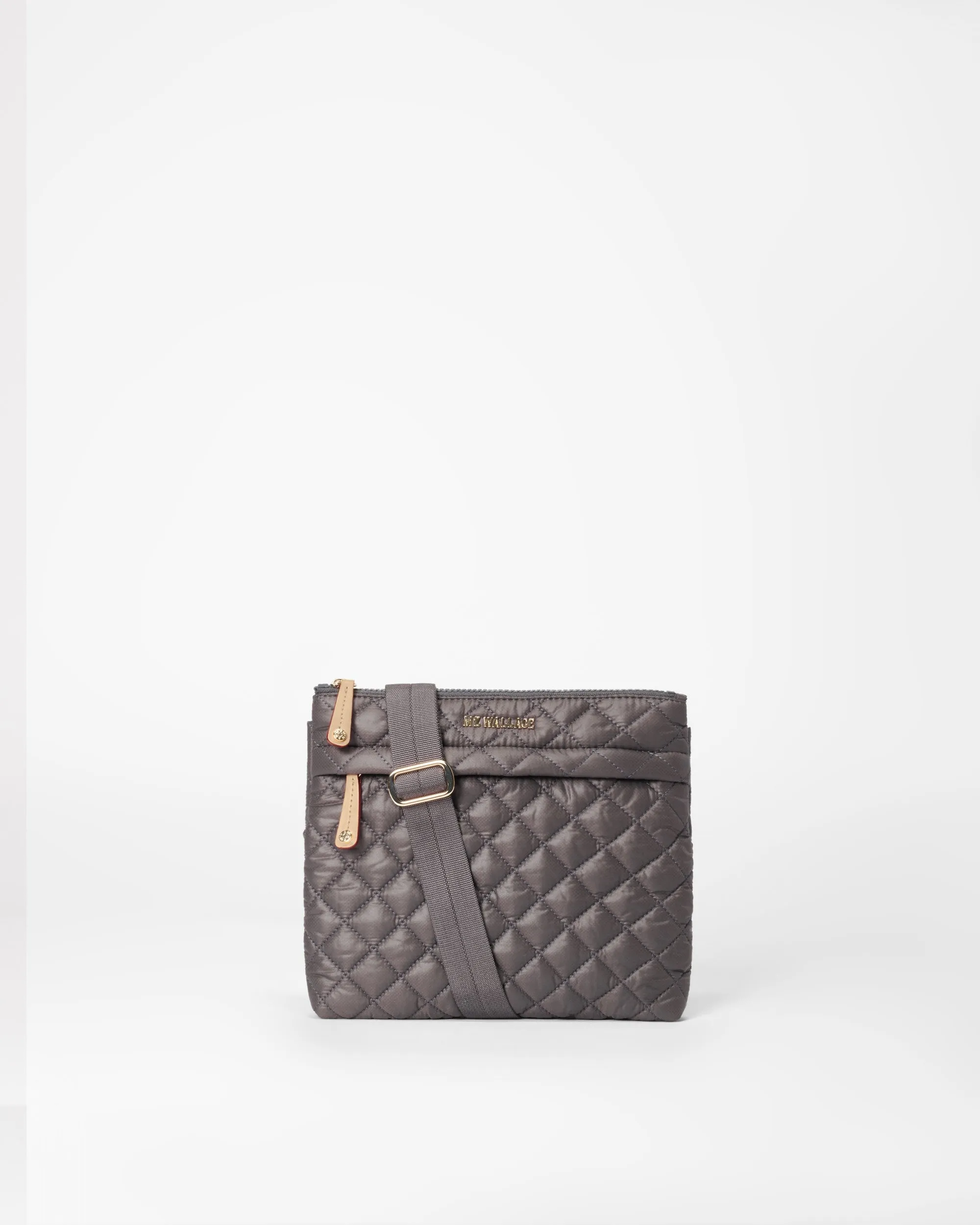 Magnet Metro Flat Crossbody