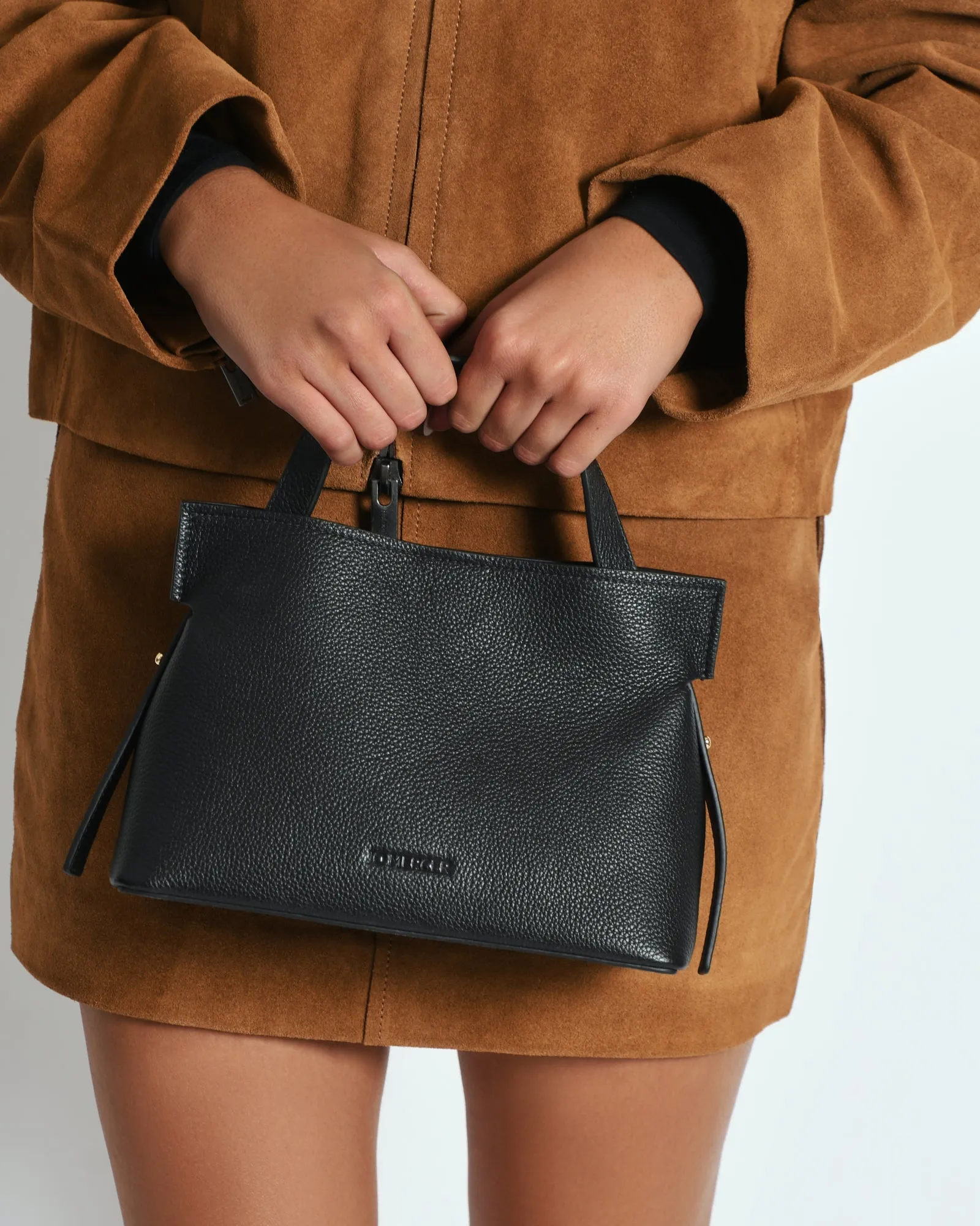 MISHI CROSSBODY BAG BLACK LEATHER