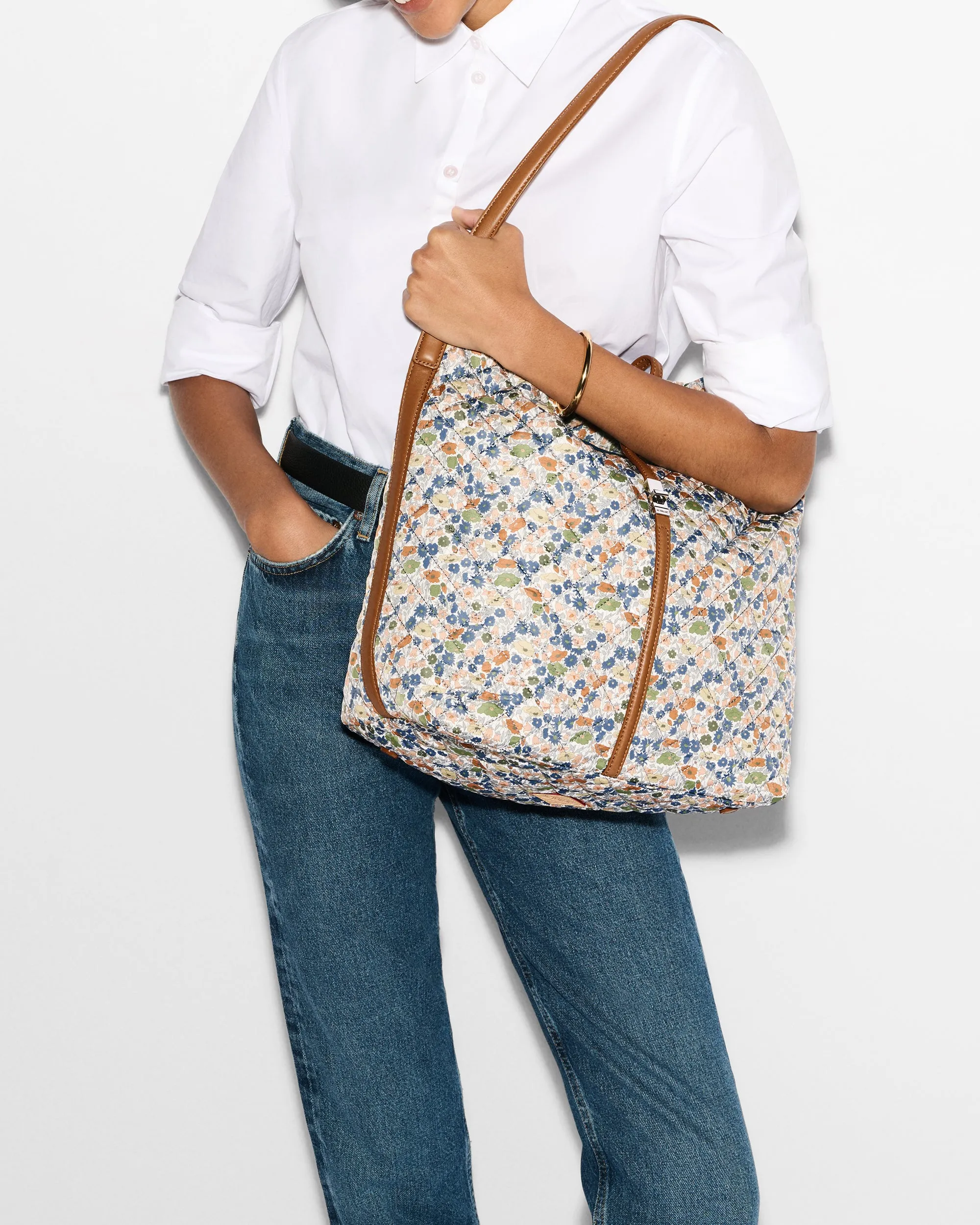Poppy Forest Large Astor Hobo