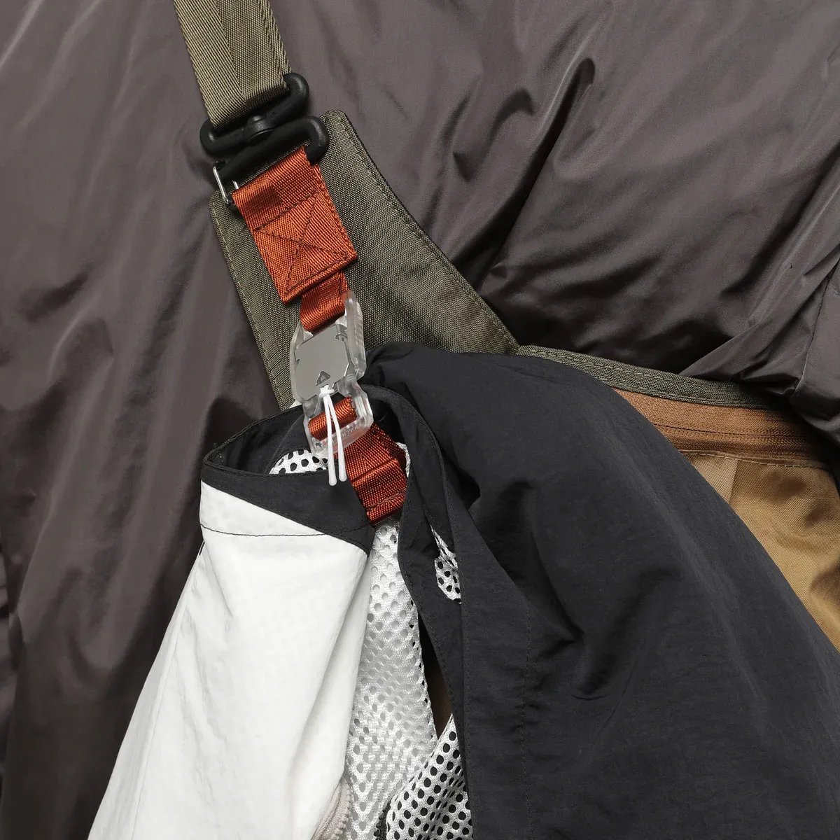 Unit Shoulder Bag - RND Edition - ECOPAK - Brown/Olive